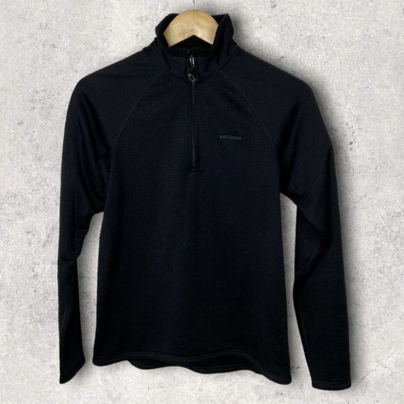 Patagonia Black Fleece Quarter Zip Pullover Sweater Size Medium Base Layer Top M - Picture 1 of 10